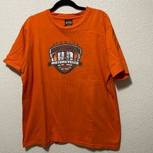 Harley-Davidson Men's Orange Tee Shirt. Very Good Condition. Size XL.